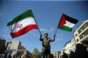 راهپیمایی حماسی و تشییع شهدای راه قدس مردم تهران